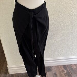 Urban Outfitters Black Ankle Pants